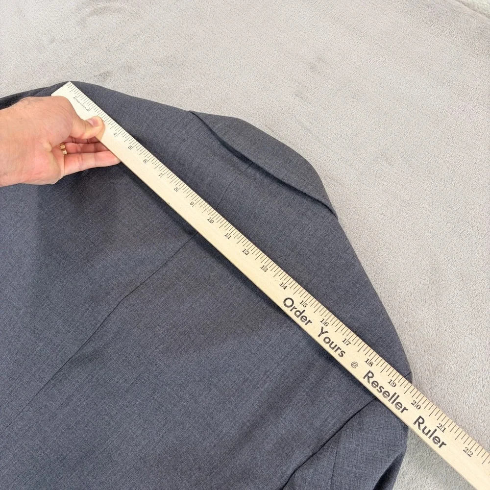 Jos A Bank Stays Cool Blazer Sport Coat Jacket in Grey Wool Blend Half Lined 41R
